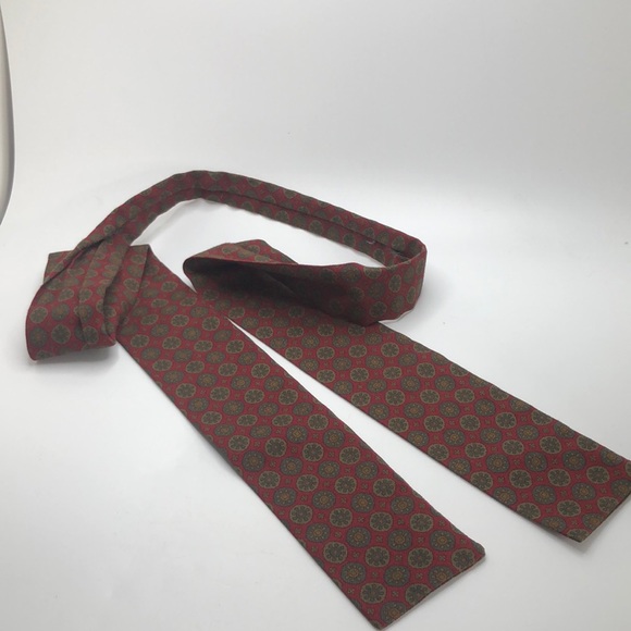 Batwing Tie Vintage Silk. No label. Fashion Rare Find.Unisex - Picture 1 of 7